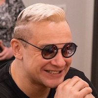 Михаил Рябов