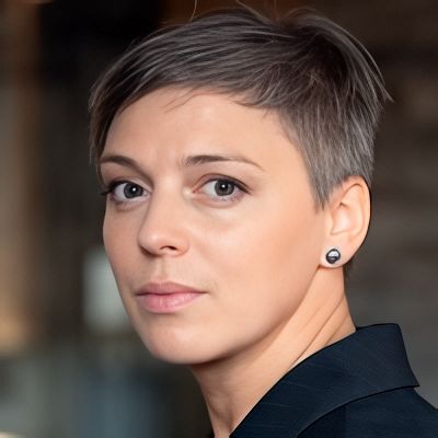 Нелли Уварова