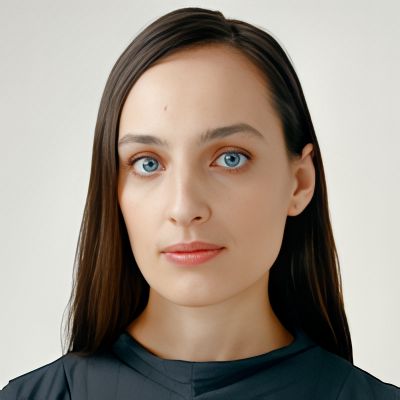 Елена Костюченко