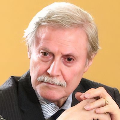 Юрий Соломин